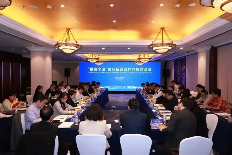 线下沙龙活动：搭建行业交流平台的桥梁